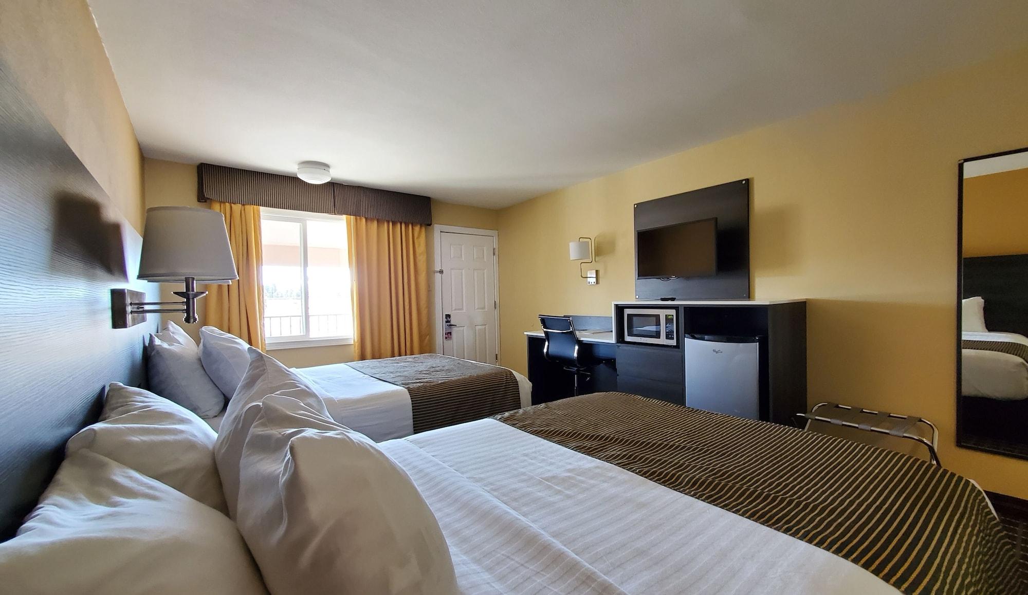 Ramada By Wyndham Flagstaff East Hotell Exteriör bild